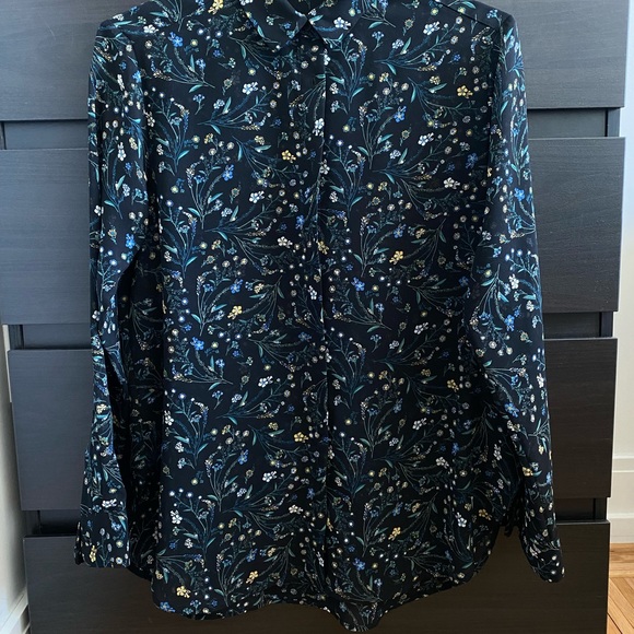 Beautiful floral spring blouse - Picture 1 of 6